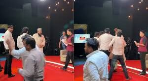 Slapped : डिंपल यादव पर कमेंट करने वाले मौलाना साजिद रशीदी को सपा कार्यकर्ता ने मारा थप्पड़ ?