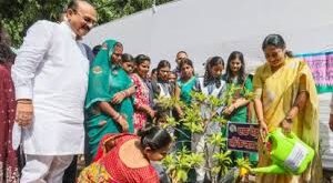 President Mangeram Chaudhary : एक पेड़ मां के नाम थीम पर जिला पंचायत अध्यक्ष मांगेराम चौधरी ने मोहण्ड रेंज में शुरू किया वृक्षारोपण ? 