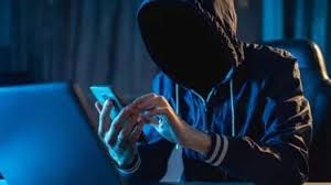 Gang busted : ऑनलाइन ठगी करने वाले गैंग का पर्दाफाश 7 गिरफ्तार,गैंग लीडर निकला B.Tech डिग्रीधारी ? 