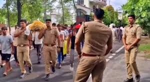 Even the funeral procession was not spared : रीलबाज सिपाहियों ने शव यात्रा को भी नहीं बख्शा ?