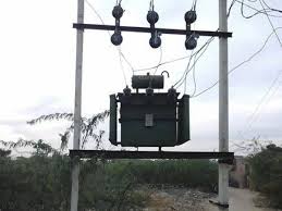 Due to negligence : तीतरों, क्षेत्र के एक गांव में विधुत विभाग की लापरवाही के कारण करीब 200 लोगों के परिवार के सदस्यों की जान को खतरा बना ?