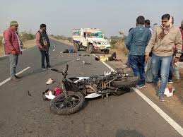 Death of electrician : पिक-अप की टक्कर से बाइक सवार विद्युतकर्मी की मौत ? 