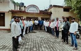 Stopping Instructions : मनरेगा में ख़राब प्रगति पर 03 ब्लाकों के एपीओ का वेतन रोकने के निर्देश