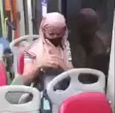 Near the girls : औरतों के कपड़े पहनकर ये लोग लड़कियों के पास (महिलाओं की सीट) पर बैठते हैं
