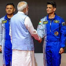 Modi congratulated : भारत ने रचा इतिहास : ग्रुप कैप्टन शुभांशु शुक्ला आईएसएस से लौटे, PM मोदी ने दी बधाई ?