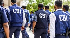 Reached varanasi : रेलवे रिश्वतकांड में CBI की बड़ी कार्रवाई: लखनऊ-वाराणसी के अधिकारियों पर केस दर्ज, जांच के लिए टीम वाराणसी पहुंची ?