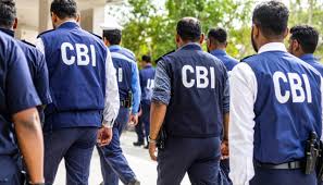 Reached varanasi : रेलवे रिश्वतकांड में CBI की बड़ी कार्रवाई: लखनऊ-वाराणसी के अधिकारियों पर केस दर्ज, जांच के लिए टीम वाराणसी पहुंची ?