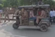 Home Guard told DM : मथुरा (उत्तर प्रदेश) में होमगार्ड ने डीएम और एसएसपी का रास्ता रोक दिया ?