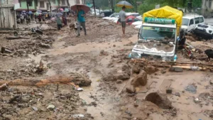 Attention : अब तक 170 की मौत हिमाचल में कुदरत ने मचाया हाहाकार, आज इन जिलों के लोग रहें सावधान ?