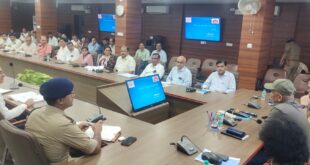 Held in the auditorium : जिलाधिकारी डॉ0 दिनेश चंद्र की अध्यक्षता में स्वास्थ्य शासी निकाय की बैठक कलेक्ट्रेट सभागार में संपन्न हुई ?