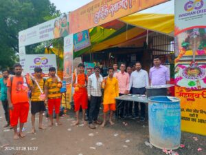 Engaged organization : बड़वाह में कांवड़ियों की सेवा में जुटी संस्था, फलाहार-सहायता से कर रही सहयोग ?