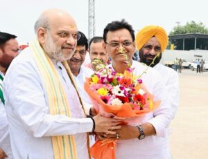 Best wishes : ऐतिहासिक सेवा के 2,258 दिन पूर्ण करने पर अमित शाह जी को हार्दिक शुभकामनाएं ?