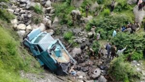 Bunker Cart : उधमपुर के बसंतगढ़ में CRPF की बंकर गाड़ी खाई में गिरी, 3 शहीद, 15 घायल ?