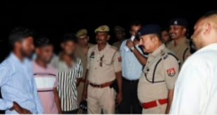 DM-SP : गढ़मुक्तेश्वर में गंगा खतरे के निशान पर, डीएम-एसपी ने ग्रामीणों को किया अलर्ट ?