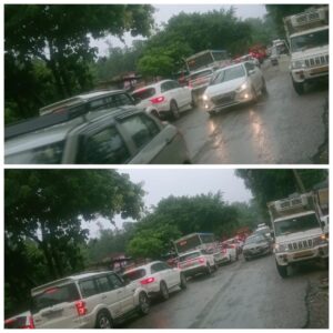 Will have to think : चांद पर यात्रा करना चाहते हैं तो गुजरात के NH 48 पर आइये, गड्ढे ऐसे क‍ि निकलने से पहले सोचना पड़ेगा ?