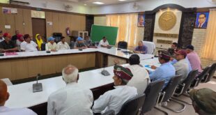 Equal : जिला सैनिक बंधु की बैठक में जिलाधिकारी महोदय द्वारा तिरंगा भेट कर पूर्व सैनिको को समानित किया गया ?
