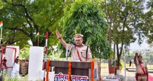 Dr. Kaustubh : जौनपुर में 79वें स्वतंत्रता दिवस पर SP डॉ. कौस्तुभ ने ध्वजारोहण कर शुभकामनाएं दीं ?
