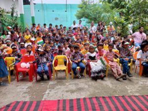 Amrit Festival : आजादी का अमृत महोत्सव एच.एम. शिक्षा सदन में देशभक्ति और उल्लास से मनाया गया ?