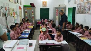 Block Hapur : मुख्य विकास अधिकारी द्वारा प्राथमिक विद्यालय तथा जूनियर विद्यालय विकास खंड हापुड़ का किया निरीक्षण ?
