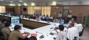 District Magistrate : कार्तिक पूर्णिमा गढ़ गंगा मेले को कुशल संपन्न कराने हेतु की गई समीक्षा बैठक जिलाधिकारी ?