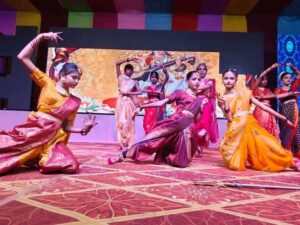 Song-Dance : गणेश महोत्सव के दूसरे दिन सांस्कृतिक रंग, कलाकारों ने बांधा मनमोहक गीत-नृत्य का समा ?