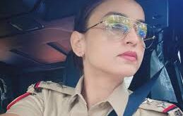 Caught red handed : नई दिल्ली, 20 लाख की रिश्वत लेते रंगे हाथ पकड़ी गई महिला SI ?