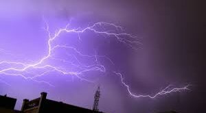 It rained a lot : यूपी के 17 जिलों में बाढ़ बिहार में बिजली गिरने से 6 मौतें देश में 12 साल बाद सामान्य से 4% ज्यादा बारिश हुई ?