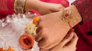 More auspicious : 8 अगस्त को सावन पूर्णिमा शुरू, जानें 8 या 9 अगस्त किस दिन रक्षाबंधन का का त्योहार मनाना ज्यादा शुभ ?
