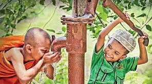 Communal harmony : मुंबई के शम्स मुलानी ने पूजा कर सांप्रदायिक सौहार्द और एकता की मिसाल पेश की ?