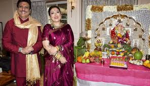 Funny Answers : गोविंदा और सुनीता आहूजा गणेश चतुर्थी पर आए साथ-साथ, तलाक की अफवाहों पर पूछा सवाल तो दिया मजेदार जवाब ?