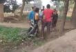 Three injured police : जमीन विवाद में लाठी-डंडे से हमला, तीन घायल पुलिस पर लापरवाही का आरोप ?