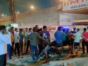 Death on the spot : दिल्ली–देहरादून हाईवे पर दर्दनाक सड़क हादसा, युवक की मौके पर मौत ?