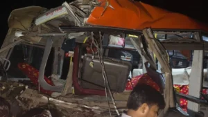 Roadways Bus : जौनपुर में भीषण सड़क हादसा, रोडवेज बस और ट्रक की टक्कर, 5 लोगों की मौत, 7 घायल ?