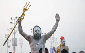 Dip of faith : महाकुंभ के अंतिम अमृत स्नान में 2.33 करोड़ श्रद्धालुओं ने आस्था की डुबकी लगाई ?
