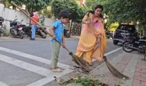Planted trees : एक दिन, एक घंटा, एक साथ श्रमदान में महापौर डॉ. सौम्या गुर्जर और अधिकारियों ने कचरा हटाया और पौधारोपण किया ?