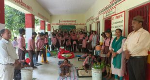 Captivating acting : महानिदेशक के आदेश से प्रधानाध्यापक ने बाल वाटिका को कराया अच्छी आदतों का मनमोहक अभिनय ?