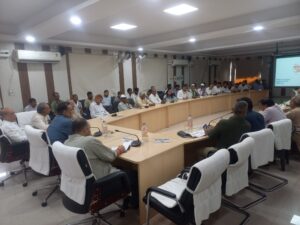 Dialogue on the theme : प्रबुद्धजनों व नोडल अधिकारी ने कृषकों व वैज्ञानिकों संग 'विकसित यूपी' थीम पर संवाद किया ?
