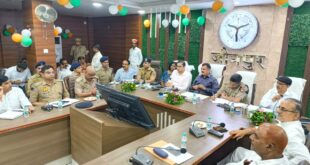 Religious leaders : दुर्गा पूजा व त्यौहारों को लेकर धर्मगुरुओं संग जिलाधिकारी व पुलिस अधीक्षक ने बैठक की ?