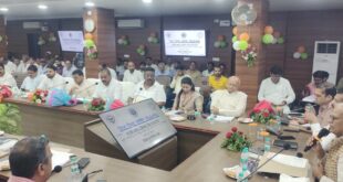 Meeting concluded : सांसद बाबू सिंह कुशवाहा की अध्यक्षता में विद्युत विकास कार्यों की समीक्षा बैठक सम्पन्न हुई ?