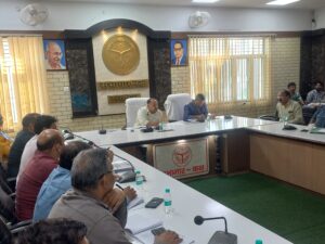 Committee meeting : सूचना विभाग, हापुड़ जिलाधिकारी की अध्यक्षता में हुई जिला स्तरीय सलाहकार समिति की बैठक ?