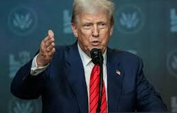 Reaction : एक रोटी कम खाएंगे लेकिन दंबगई के आगे झुकेंगे नहीं ट्रंप के बयान पर कांग्रेस नेता मनीष तिवारी का रिएक्शन ?