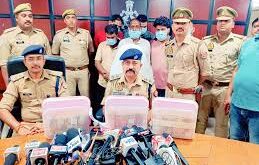 Stock recovered : हापुड़ में वर्ष 2016 में नोटबंदी के दौरान बंद हुए हजार व पांच सौ रुपये के पुराने नोटों का जखीरा बरामद ?