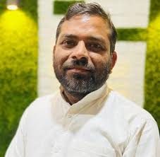 Bundelkhandi : प्रधानमंत्री मोदी के विज़न 2047 उत्तर प्रदेश पुनर्गठन के बिना संभव नहीं : प्रवीण पाण्डेय बुंदेलखंडी