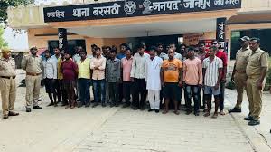 Line is here : जौनपुर के थाने में युवक को खंभे से बांधा, बेल्‍ट से जमकर पीटा, थाना प्रभारी समेत 6 पुलिसकर्मी लाइन हाजिर ?