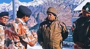 Fallen mountain : जान बचाकर भागे BJP सांसद अनिल बलूनी, बद्रीनाथ हाईवे पर भरभराकर गिरा पहाड़ ?