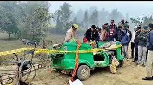 Great public outrage : सहारनपुर में सिलेंडर भरा रेहड़ा पलटा, बच्ची की मौत:सहारनपुर में जल निगम की लापरवाही, लोगों में भारी आक्रोश ?