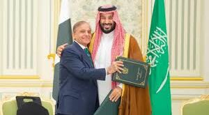 Big statement : पाकिस्तान और सऊदी के परमाणु रक्षा समझौते में कतर-UAE भी आएंगे? पाकिस्‍तानी रक्षामंत्री का मुस्लिम उम्‍माह पर बड़ा बयान ?