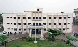 District Hospital : उपमुख्यमंत्री ने जनपद में विकास कार्यों की समीक्षा, जिला अस्पताल का किया निरीक्षण ?