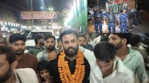 Welcomed with garlands : महापंचायत के बाद जाति पूछकर भेजा था जेल! मेरठ में गुर्जर नेताओं का बिरादरी ने फूल- मालाओं से किया स्‍वागत ?