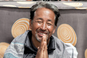 Hearing postponed in Supreme Court : सोनम वांगचुक की नजरबंदी मामले में सुप्रीम कोर्ट में सुनवाई टली ?